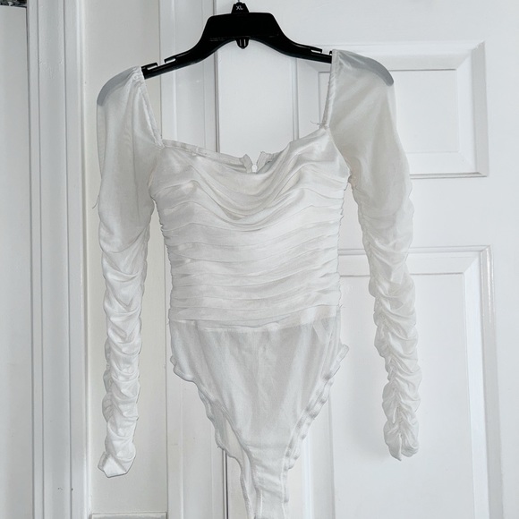 Delany Bodysuit White - Picture 2 of 3